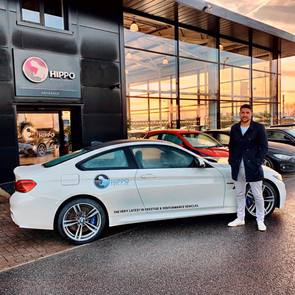 Gareth Widdop picking up his new car from Hippo Prestige